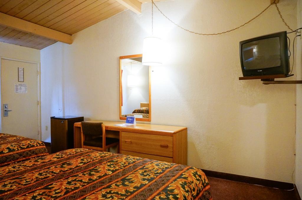 Ez 8 Motel San Jose II Eksteriør bilde