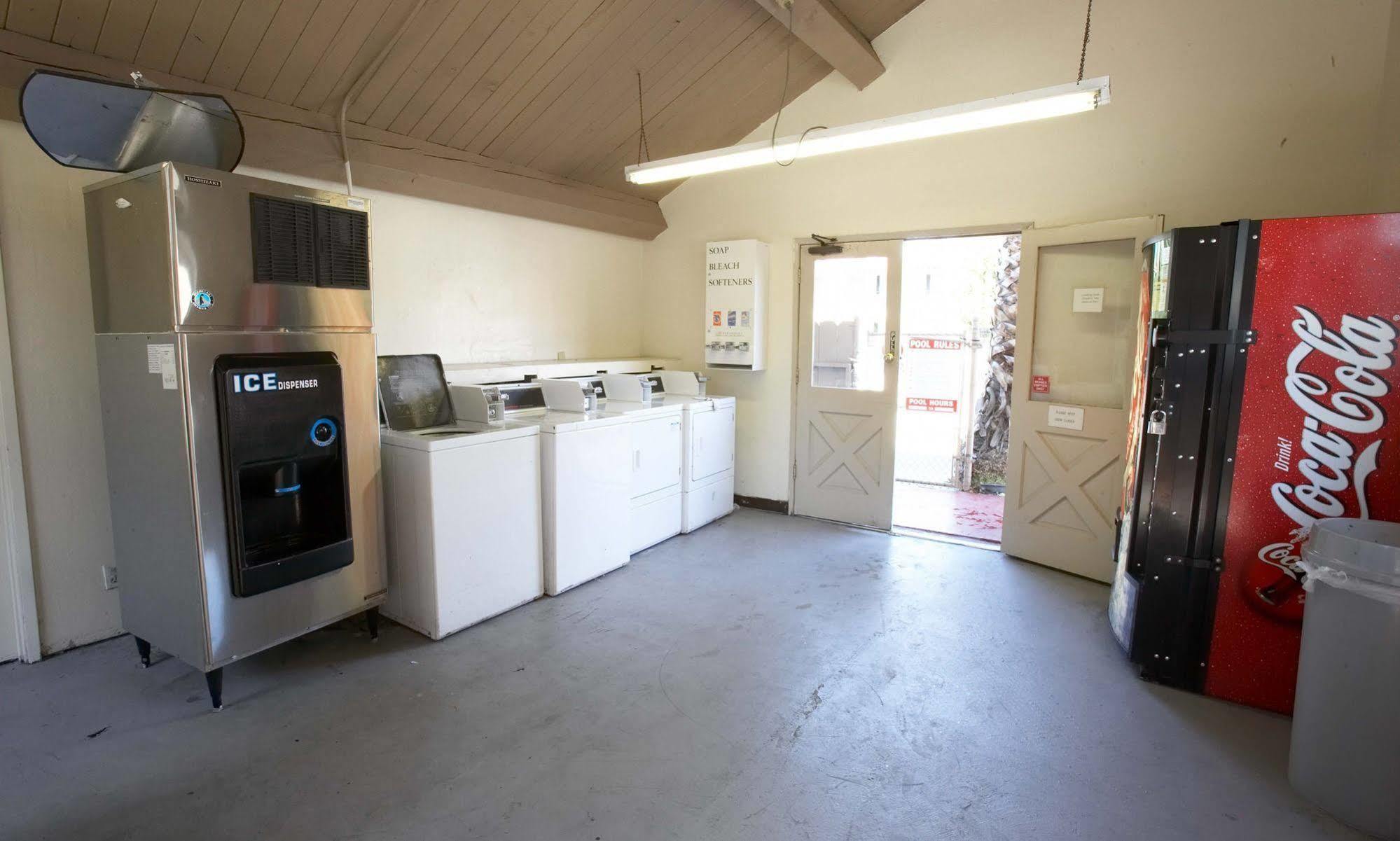 Ez 8 Motel San Jose II Eksteriør bilde